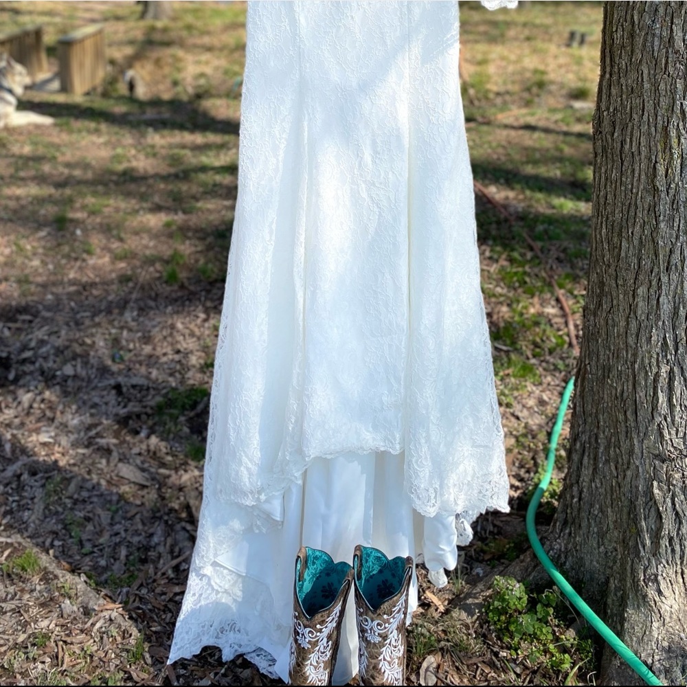 Brand New Lace Wedding Dress!